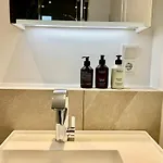 Luxuswohnung, Airport-messe Fusslaeufig Erreichbar 1 Apartmán *
