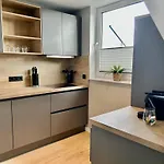 Luxuswohnung, Airport-messe Fusslaeufig Erreichbar 1