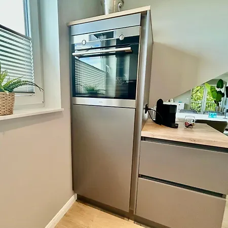 Luxuswohnung, Airport-messe Fusslaeufig Erreichbar 1 شقة *