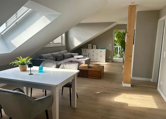 Luxuswohnung, Airport-messe Fusslaeufig Erreichbar 1 شقة *