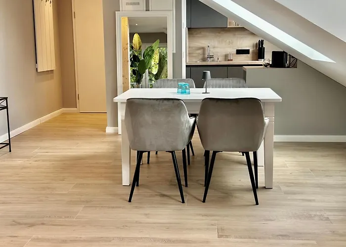 Luxuswohnung, Airport-messe Fusslaeufig Erreichbar 1 شقة