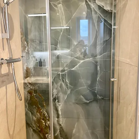 Luxuswohnung, Airport-messe Fußläufig Erreichbar * Düsseldorf