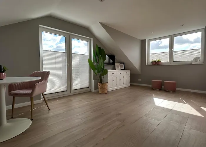 Luxuswohnung, Airport-messe Fusslaeufig Erreichbar 1 Lägenhet Düsseldorf