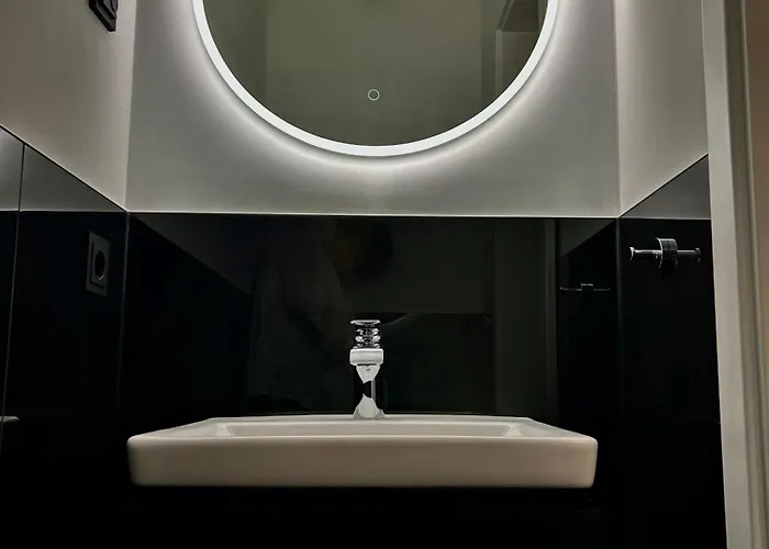 Luxuswohnung, Airport-messe Fusslaeufig Erreichbar 1 Apartament Düsseldorf